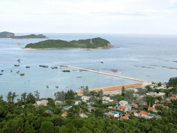 Huyện đảo tiền tiêu Cô Tô đạt chuẩn nông thôn mới - ảnh 1